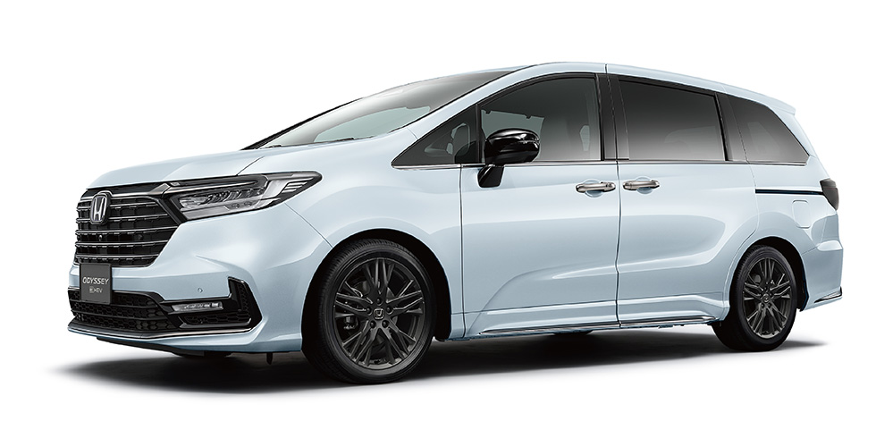 ホンダ オデッセイ e:HEV ABSOLUTE・EX BLACK EDITION。2025年11月一部改良時の公式画像