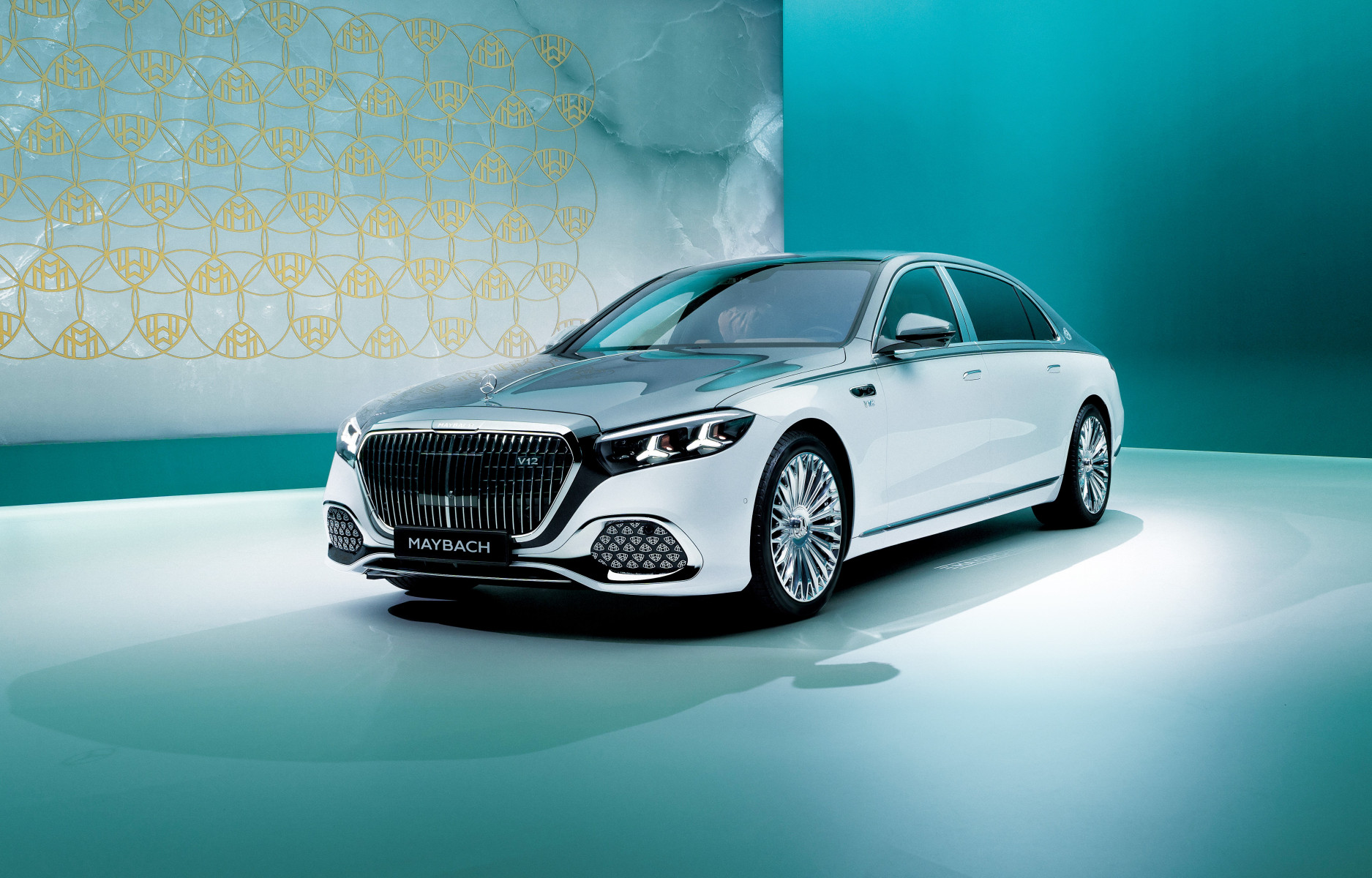 新型メルセデス・マイバッハS 680のエクステリア。2026年9月15日発売時の公式画像