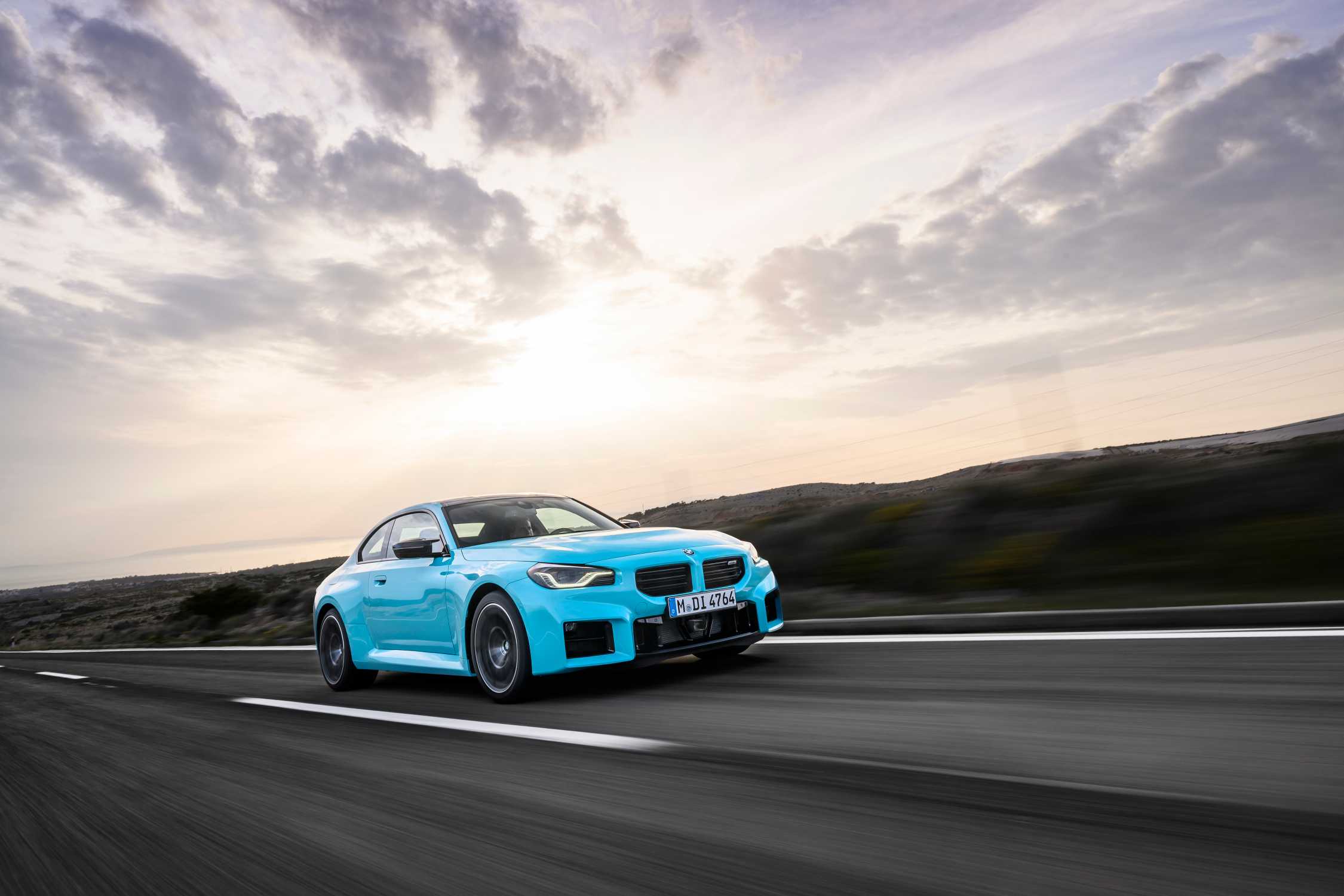 BMW M2 with M xDrive。2026年6月の世界初公開時にBMW Groupが配布した公式広報写真（海外仕様）