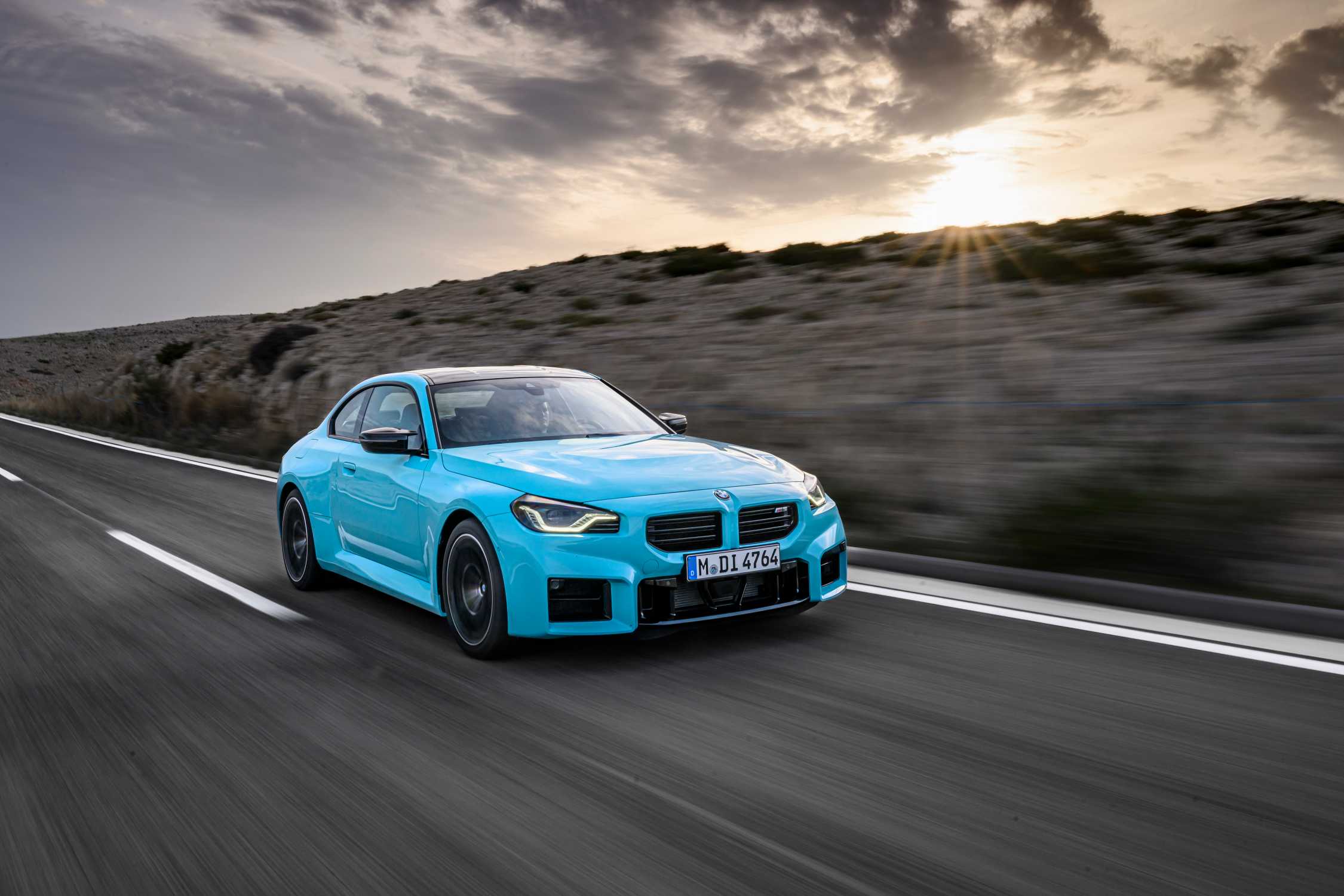BMW M2 M xDrive。2026年10月1日に日本で発売されたM2初の4輪駆動モデルの公式画像