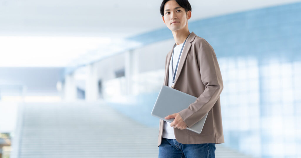 独立・起業という道を検討する